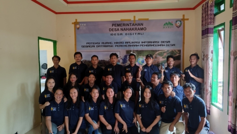 Foto Bersama Tim PRM Nahakramo Baru